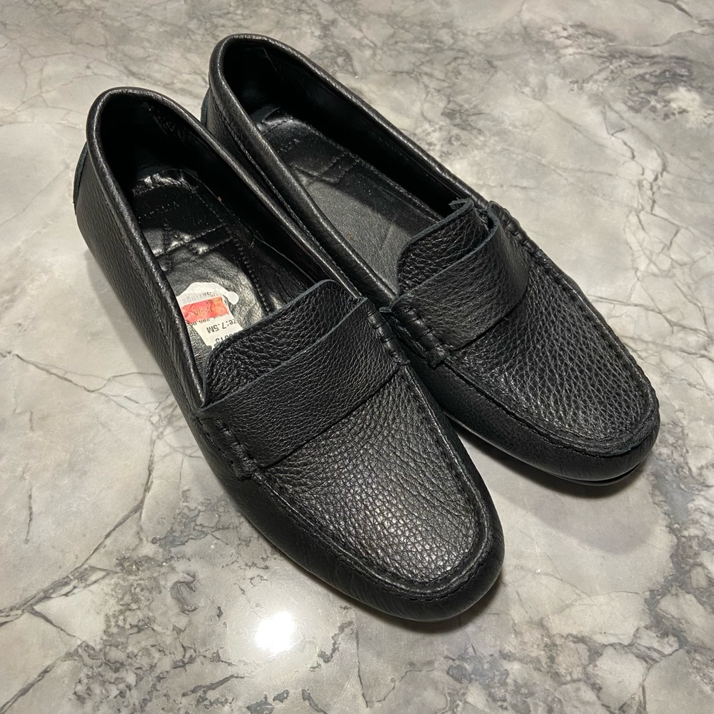 Aquatalia Black Kacey Tumbled Leather Loafer Size 7.5 NWT